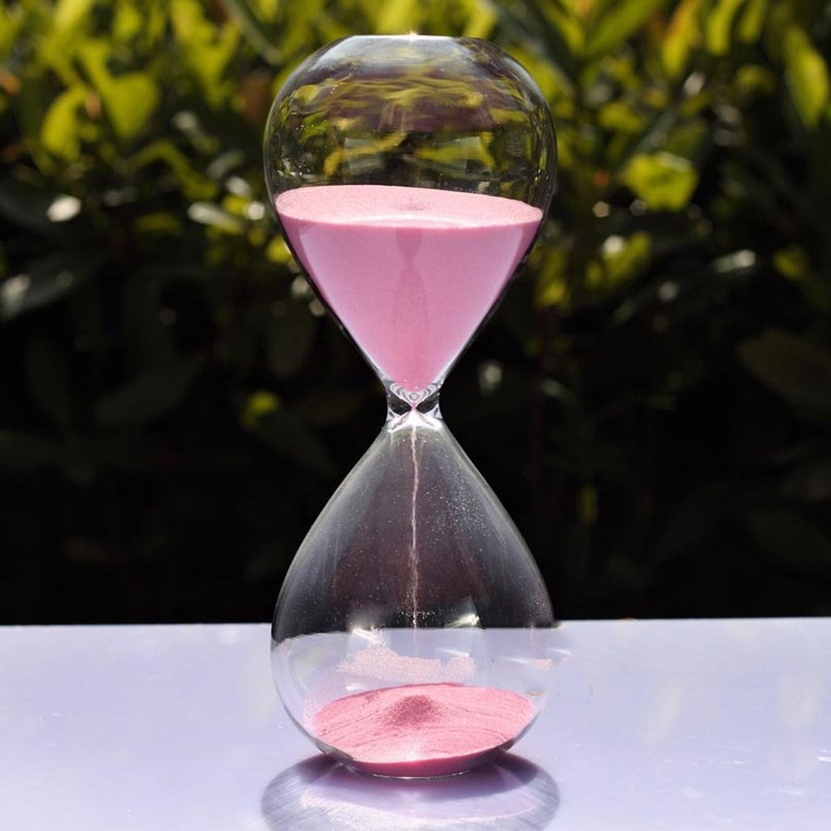 Omgoods - Grote Kleurige Zandloper - 60 Minuten Timer voor Decoratie en Gebruik