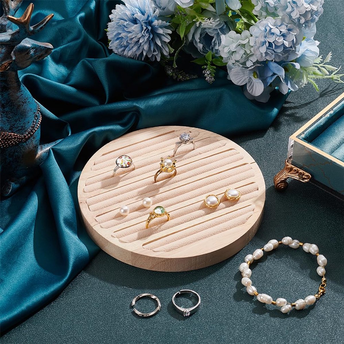 Houten Sieraden Display Lade, 6 Lange Slots Ring Oorbel Display Opslag Houder Wit Leer Inleg Sieraden Organizer Lade voor Sieraden Retail Display Verkoop, 15 cm In Diameter — cadeau in Cadeau-ideeën - foto 3