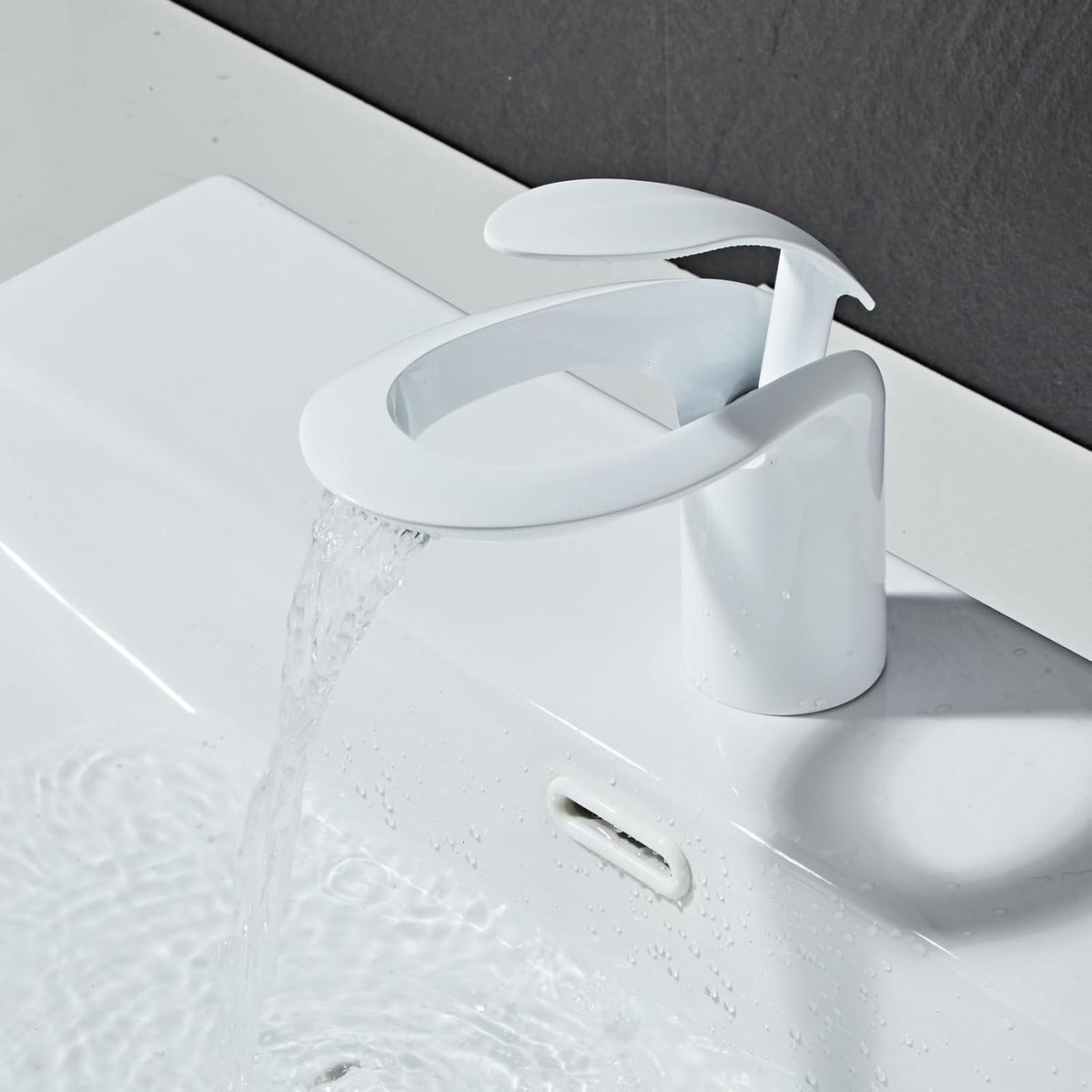 Dailygoods- Mengkraan Waterval - Badkamer Wastafelkraan - Keramische Klep - Wit Gelakt - Enkel Gat - Messing Handgreep - Badkamerkraan
