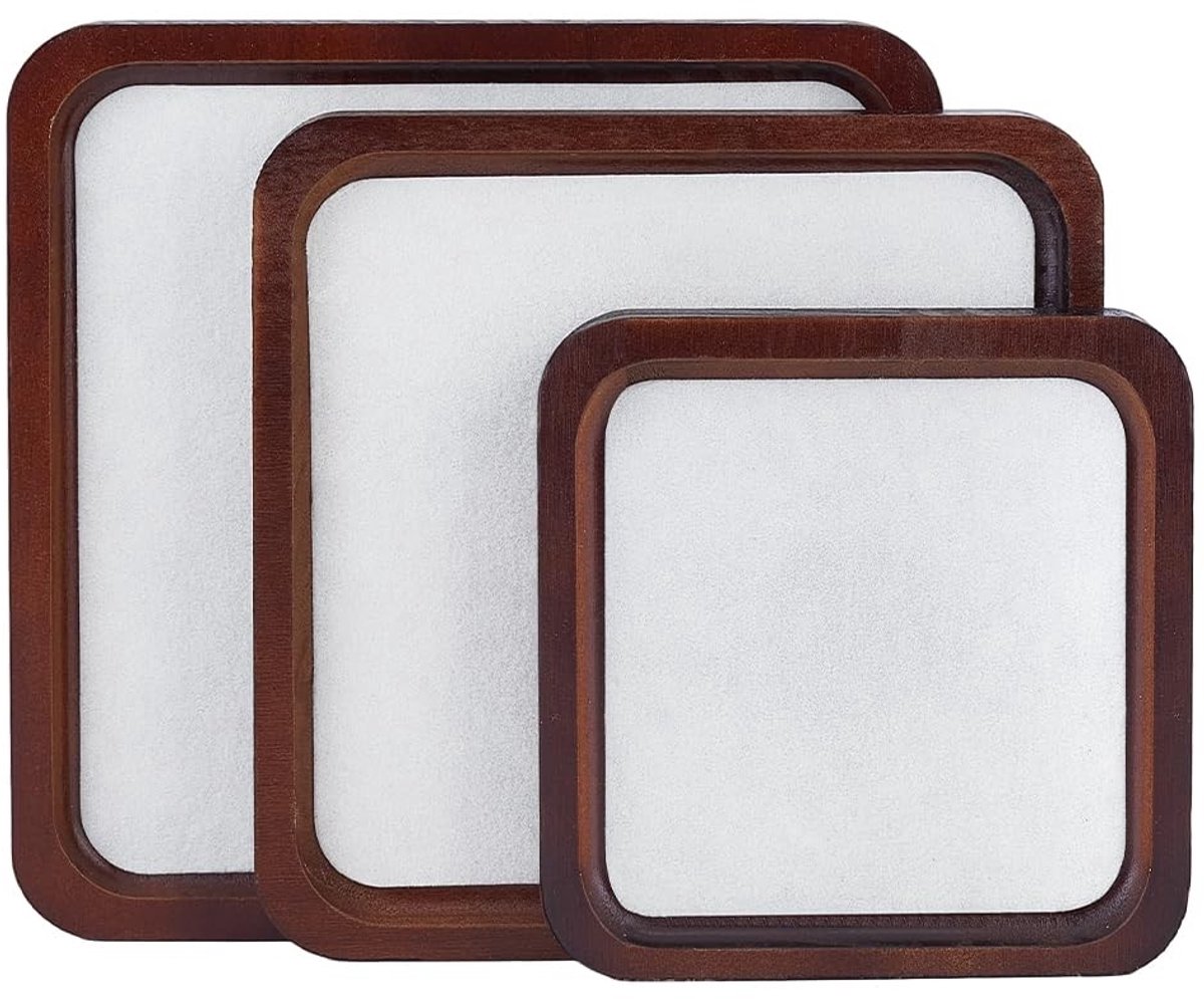 Dailygoods- Sieraden Display - Set van 3 - Massief Houten Trays - Vierkante Houder - Wit Fluwelen Mat - Voor Ringen/Kettingen/Oorbellen - Sieradenhouder
