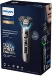 Boîte du rasoir Philips Shaver 9000 Series avec images et texte.