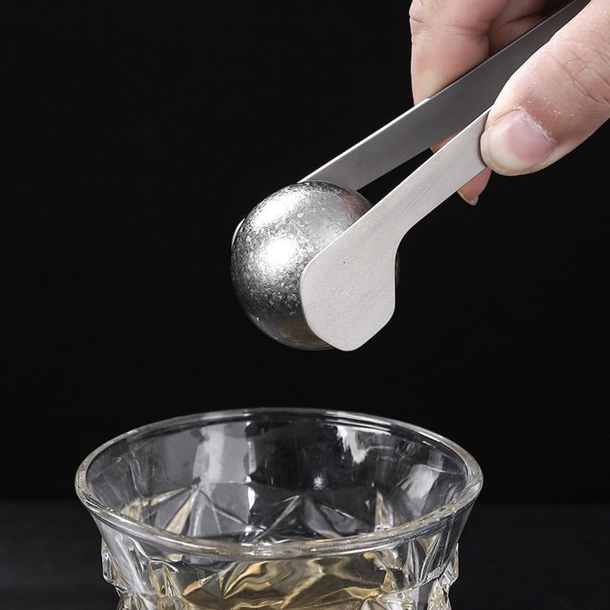 Titanium Koelstenen - Herbruikbare ijsblokjes - Dranken koelen - Smaakbehoud - 4 cm - Zilverkleurig