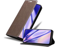 Cadorabo Hoesje geschikt voor Realme 7 4G in KOFFIE BRUIN - Beschermhoes met magnetische sluiting, standfunctie en kaartvakje Book Case Cover Etui