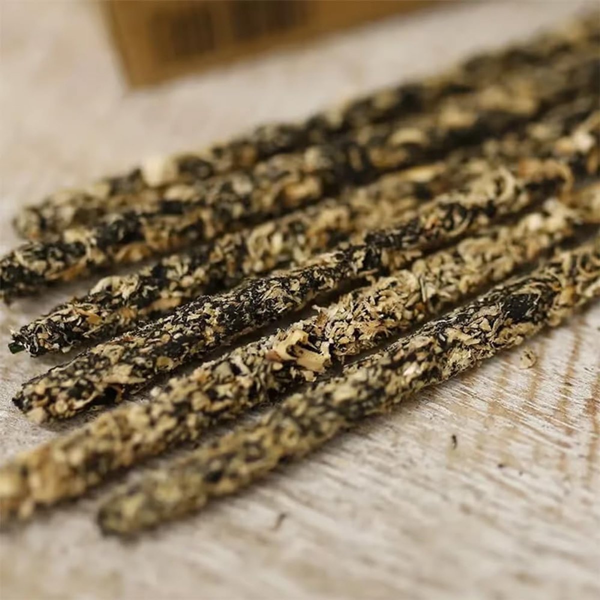 Ullas Nag Champa Incense Sticks, 100% Organic & Natural, Hand Rolled, for Meditation and Relaxation, 25 g (Gardenia) - ShopVlot