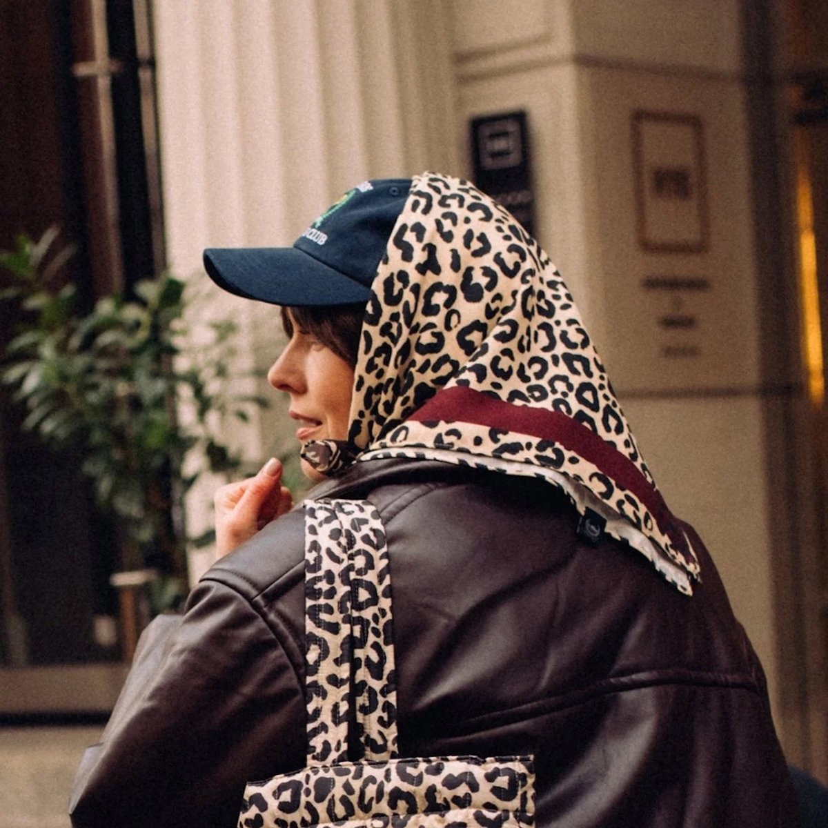 La Millou Leopard Cream Dames Sjaal - Stijlvol & Comfortabel