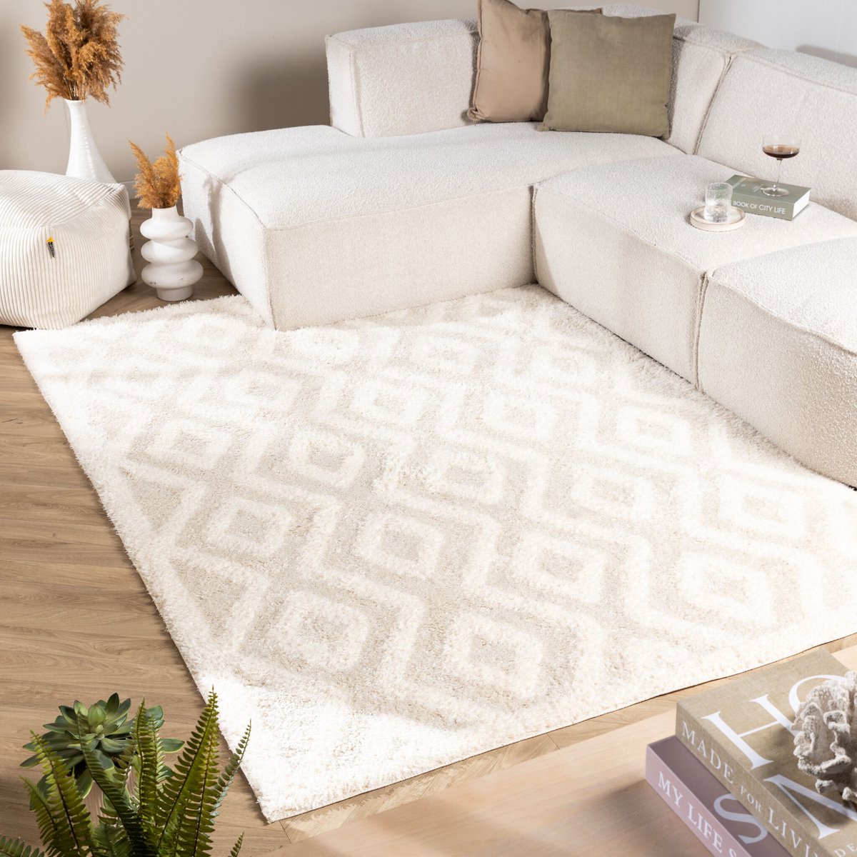 Fraai Scandinavisch vloerkleed - Lova Diamond Crème - 160x230cm