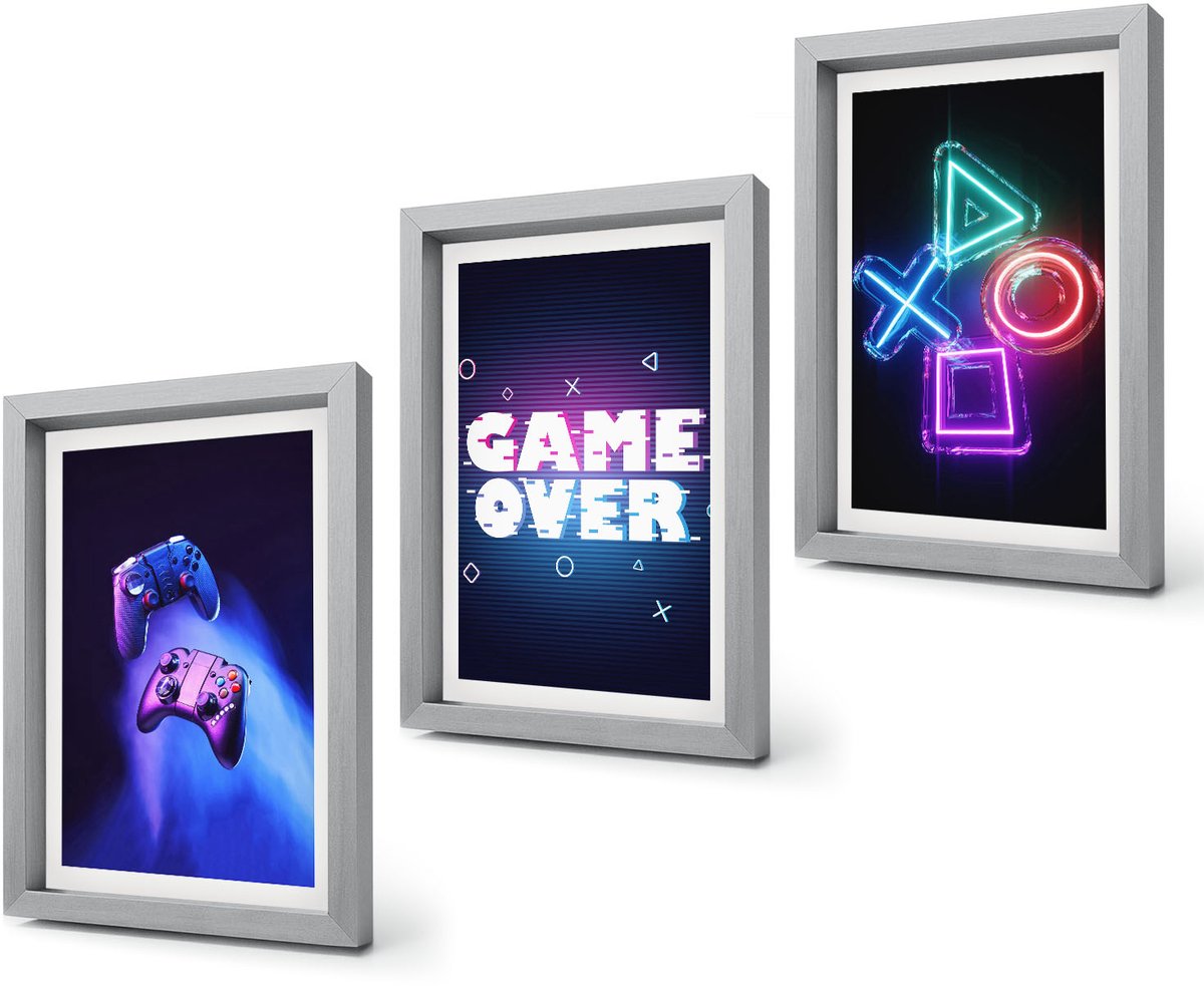 Coloray 4-Delige Schilderij Set - Gamepads Game Over-inscriptiepictogrammen - 20 x 30 cm - Wanddecoratie - Muurdecoratie - Woonkamer - Interieur Decoratie Zilveren lijst