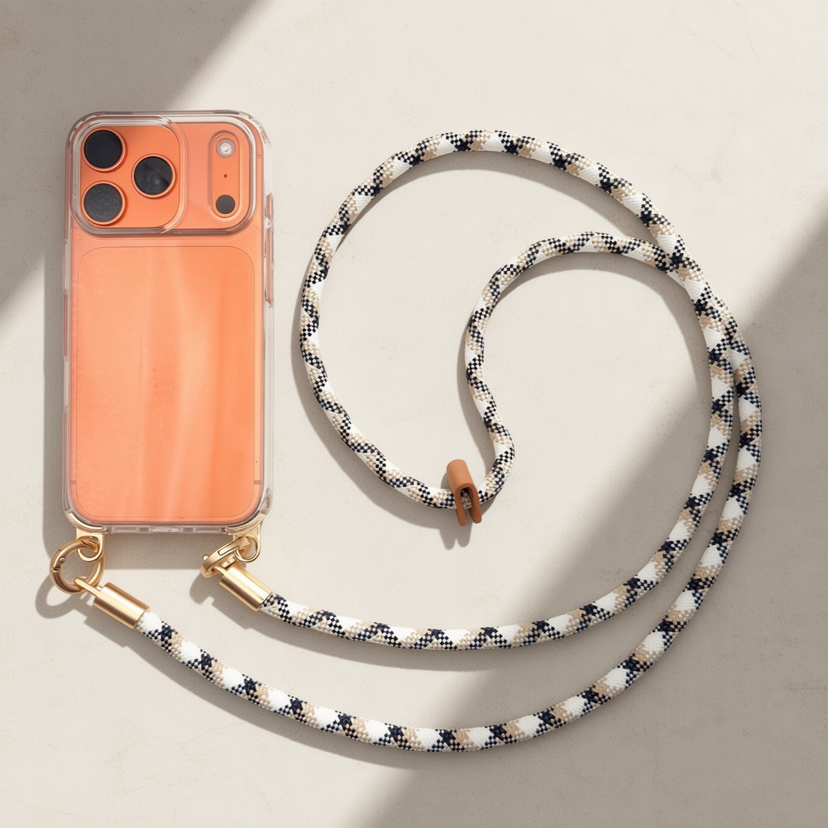 iPhone 17 Pro Hoesje met Luxe Telefoonkoord – Transparante Case met Crossbody Lanyard – Fashion Telefoonkoord Dames – Dubbele Gouden Bevestiging – Inclusief A