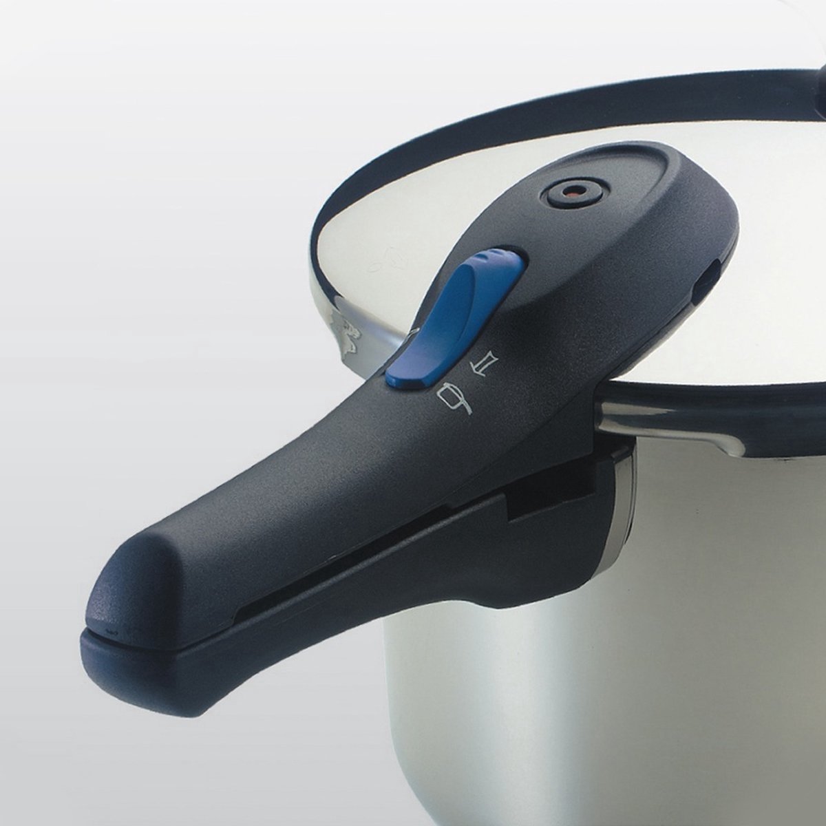 Bol.com BK Snelkookpan 22 cm- 6l - glanzend - PFAS-vrij aanbieding