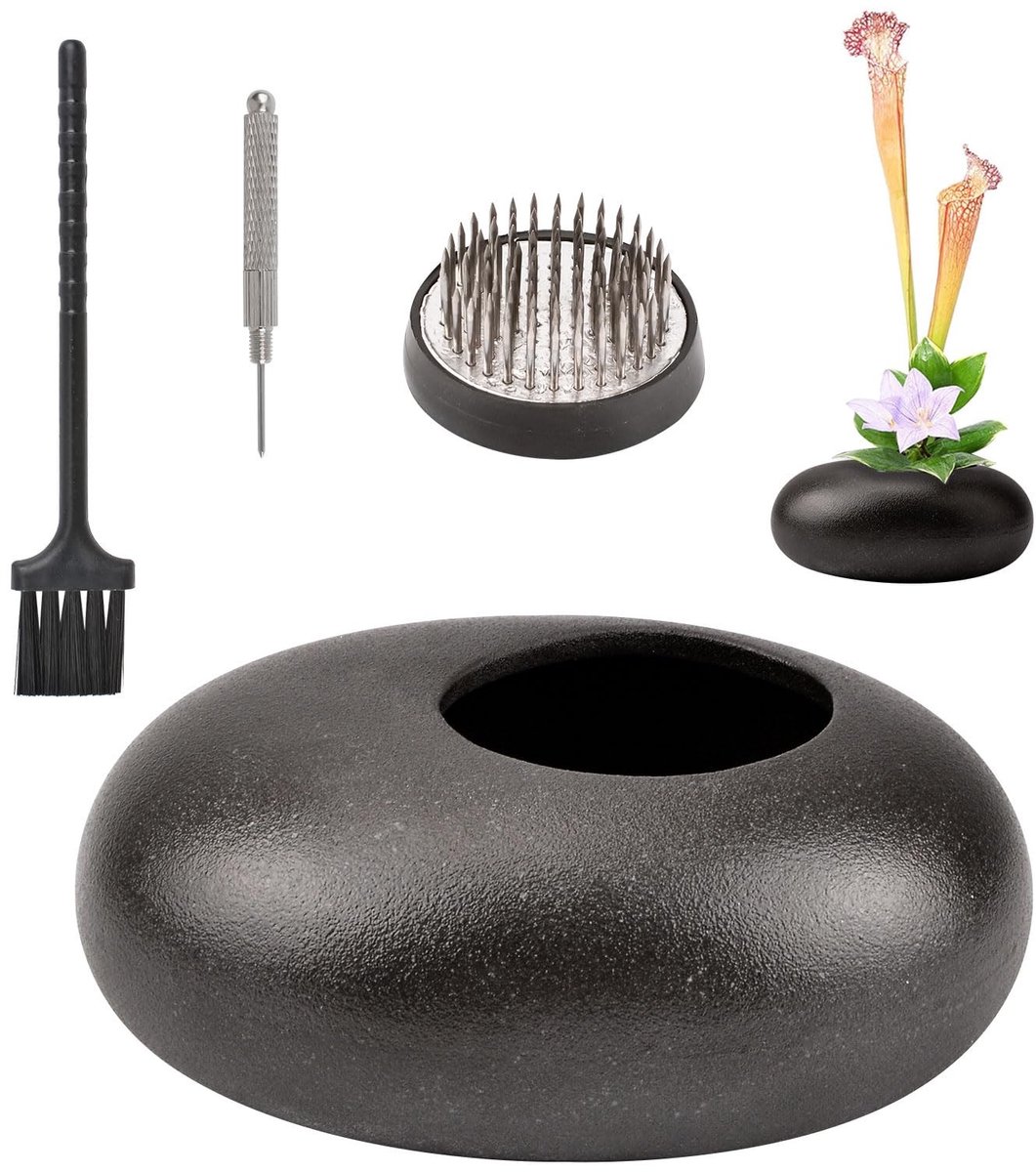 Omgoods - Keramische Plant Pot met Zwarte Kiezels en Bloemfrogs