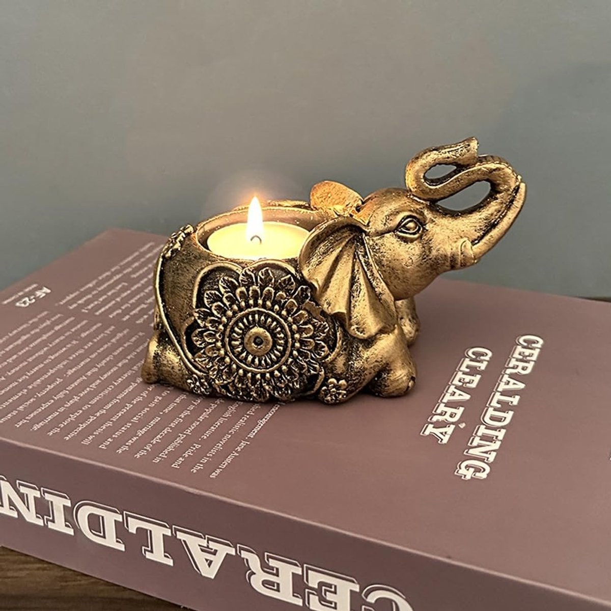 Omgoods - Decoratieve Olifant Tealight Houder van Hars