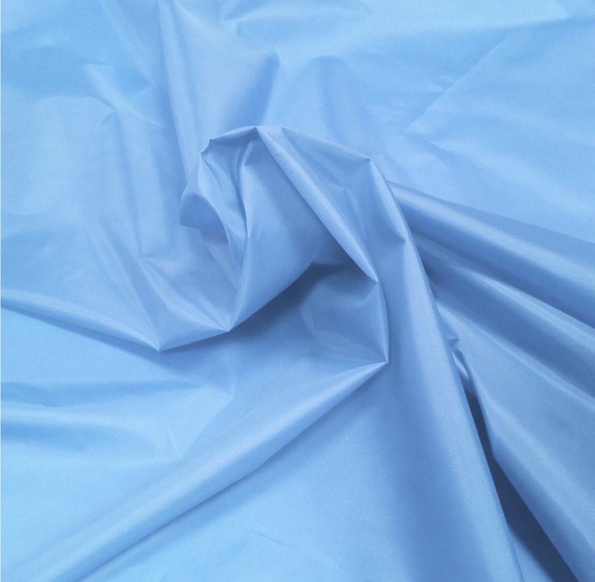 Omgoods - Waterdichte Polyester Stof voor Buitengebruik in Luchtblauw