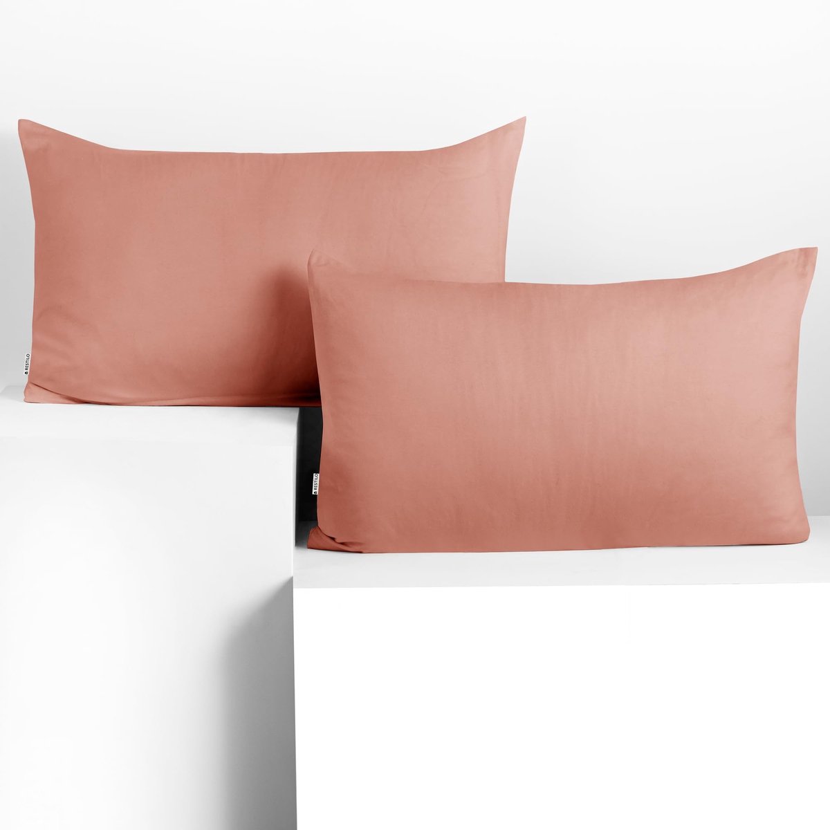 Omgoods - Set van 2 Jersey Katoenen Kussenslopen - 50x60 cm - Met Rits - Zalm Amber