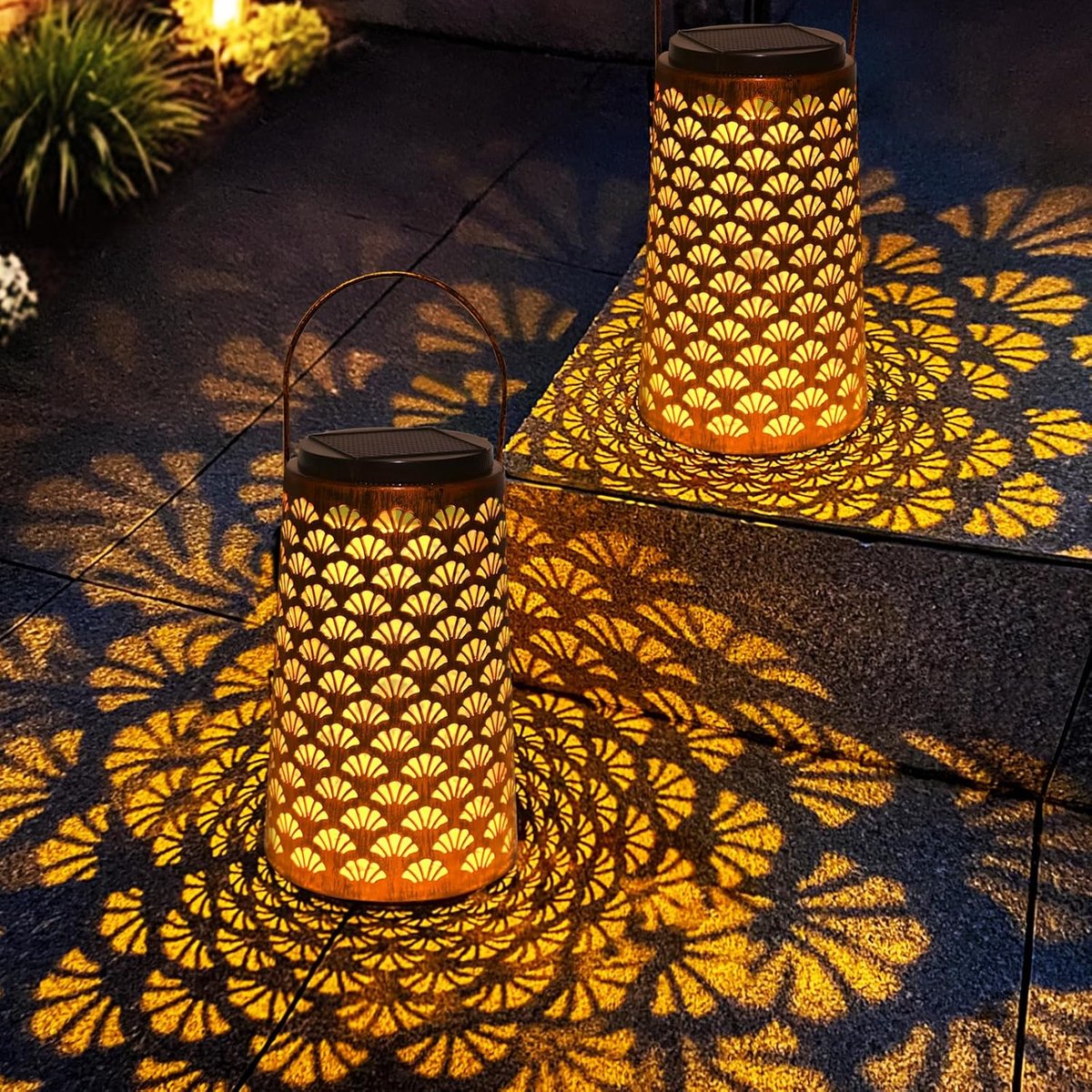 Lantaarn op zonne-energie voor buiten, tuin, 2 stuks, twee verlichtingsmodi, zonnelamp voor buiten, waterdicht, zonne-ophanging voor terras, feest, festival, huis, oosterse decoratie