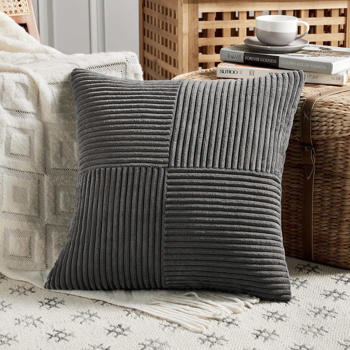 Omgoods - Kussenhoes Donkergrijs 65x65 cm - Zacht Ribfluweel Decoratief Kussenhoes