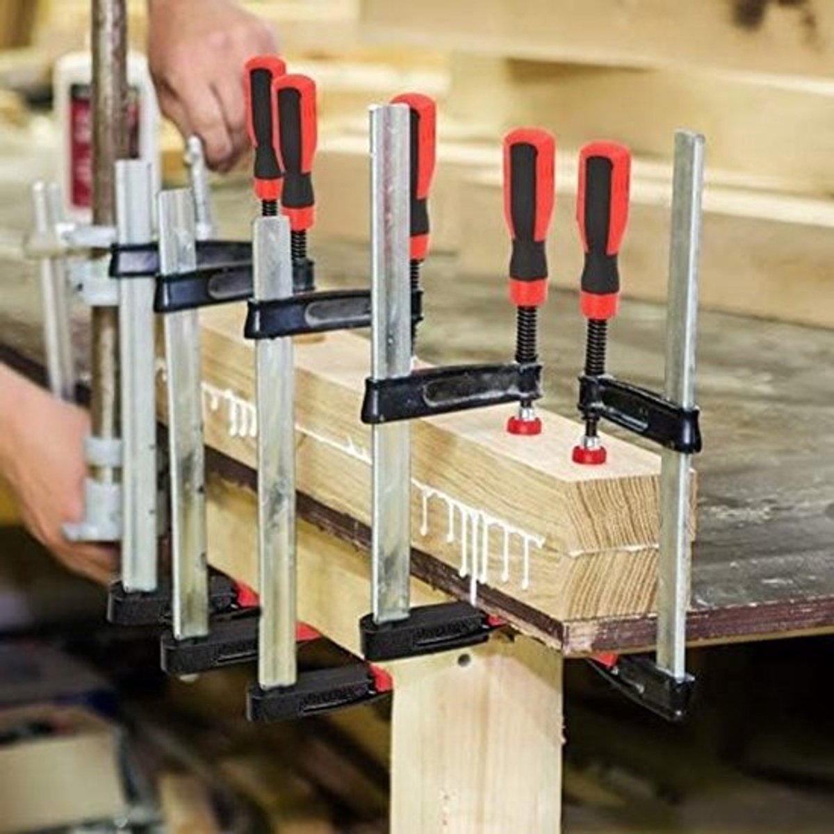 Set van 4 zware F-klemmen voor houtbewerking - Snelle ontgrendeling en soepele glijbeweging, ideaal voor doe-het-zelf projecten en timmerwerk, 50 x 150 mm