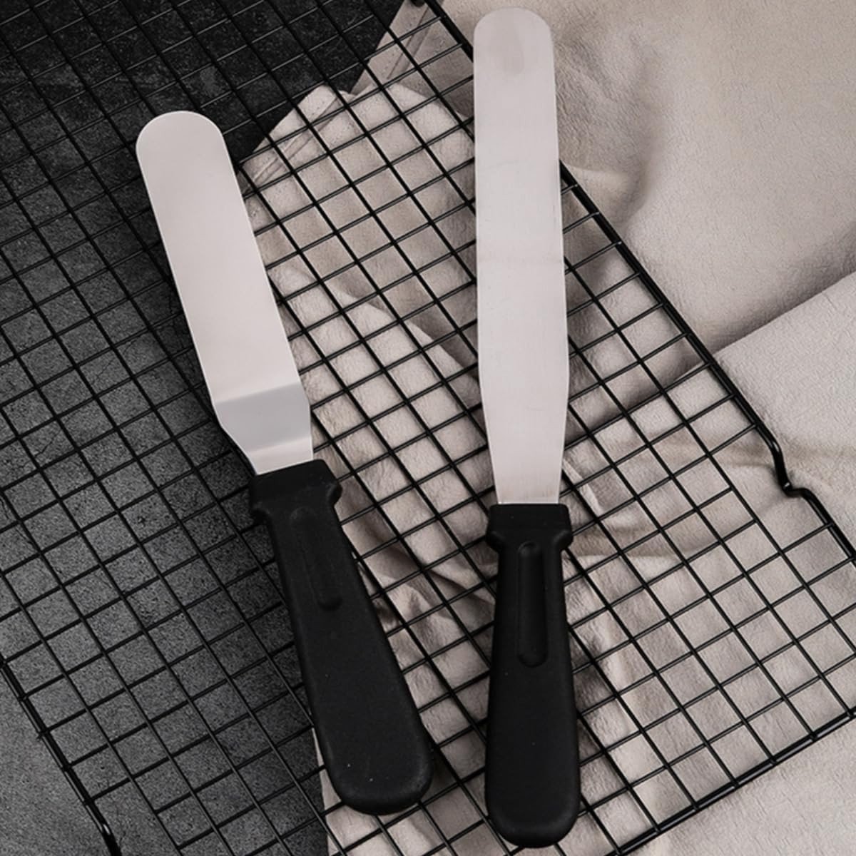 Set van 2 Taartscheppen 15cm, Rechte en Gebogen Spatula's van RVS met Kunststof Handvat, Ideaal voor Taartdecoratie, Bakken en Cupcakes