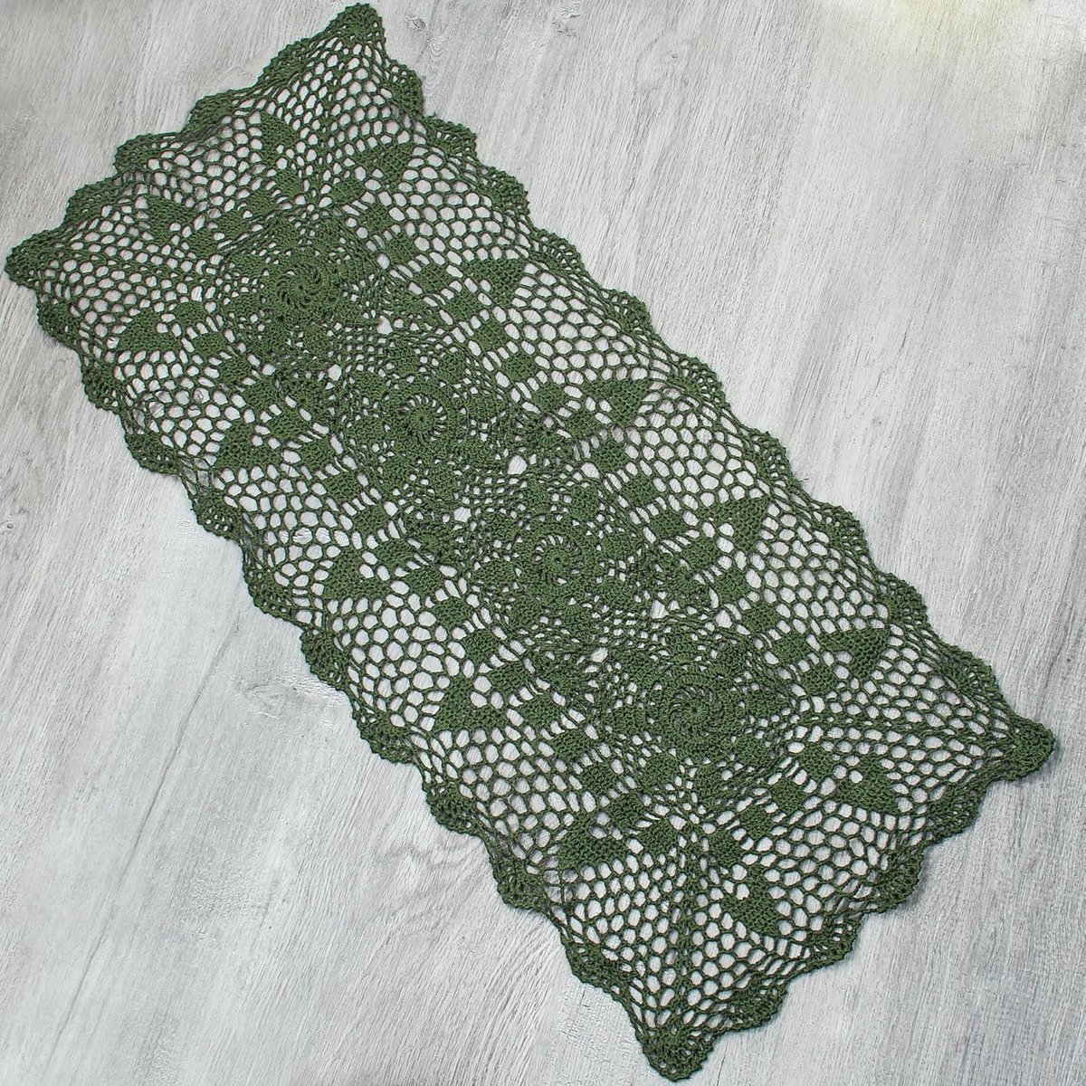 kilofly Handgemaakte gehaakte kanten rechthoekige tafelloper 15 x 36 inch, groen