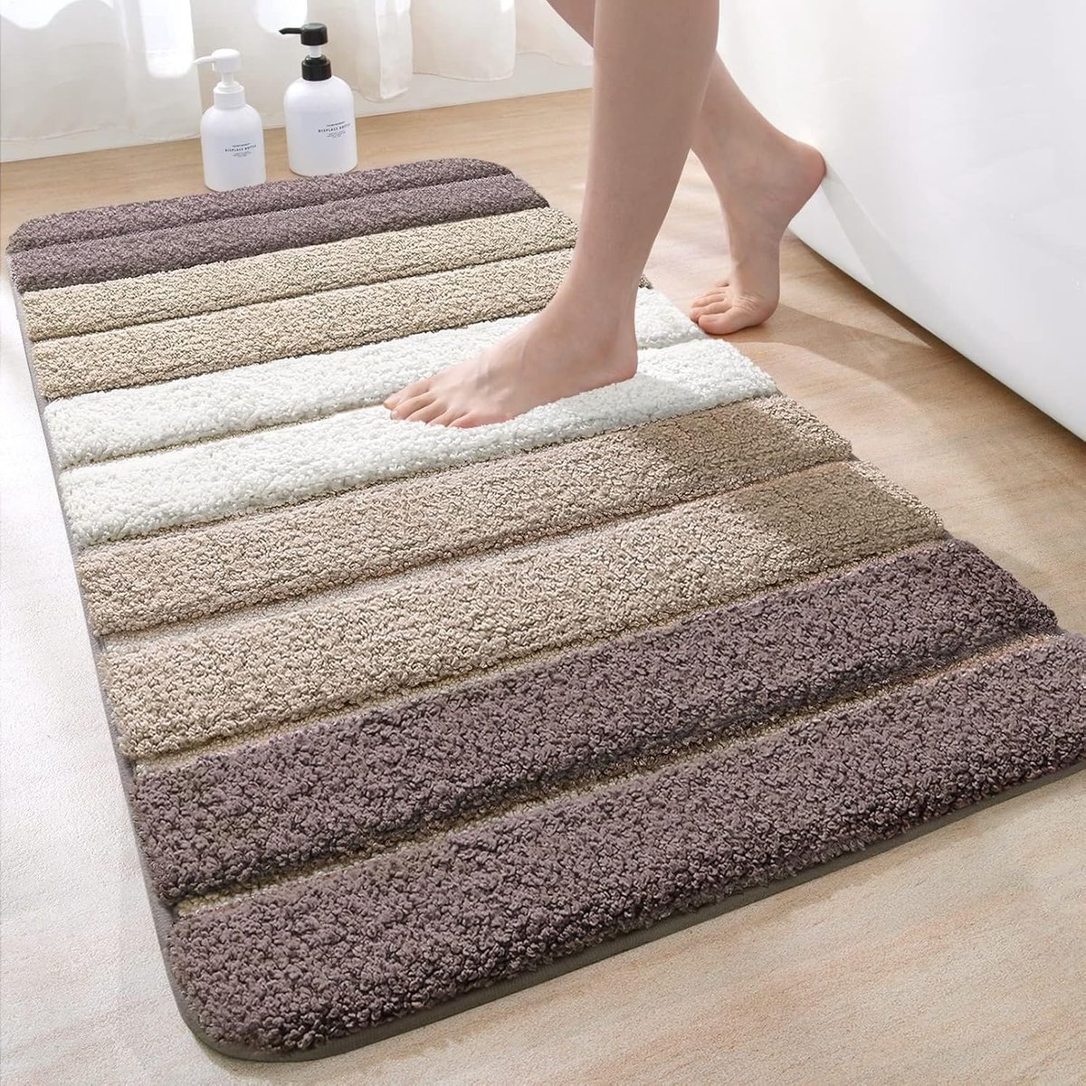 SnelShoppen - Antislip Badmat 60 x 110 cm, Absorberend Water, Machinewasbaar, Microvezel Badkamervloermat in Beige, Ideaal voor Badkamer Accessoires