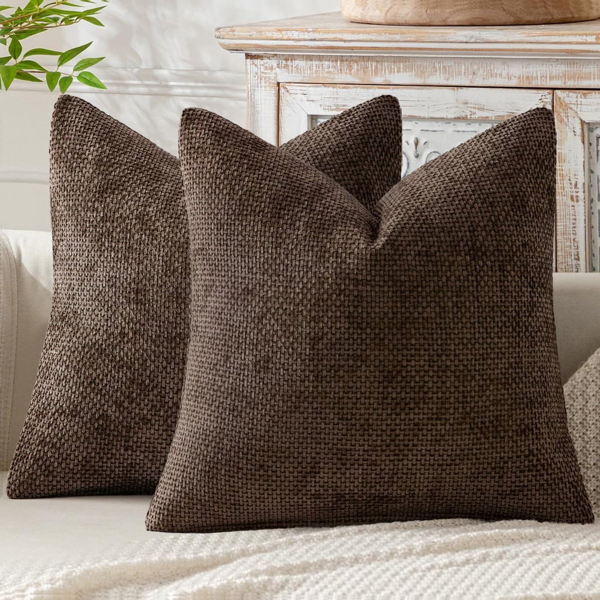 SnelShoppen - Set van 2 Chenille Kussenslopen 40 x 40 cm Donkerbruin - Zachte Kussenhoezen voor Sofa, Bed en Woonkamer - Elegante Sierkussens voor een