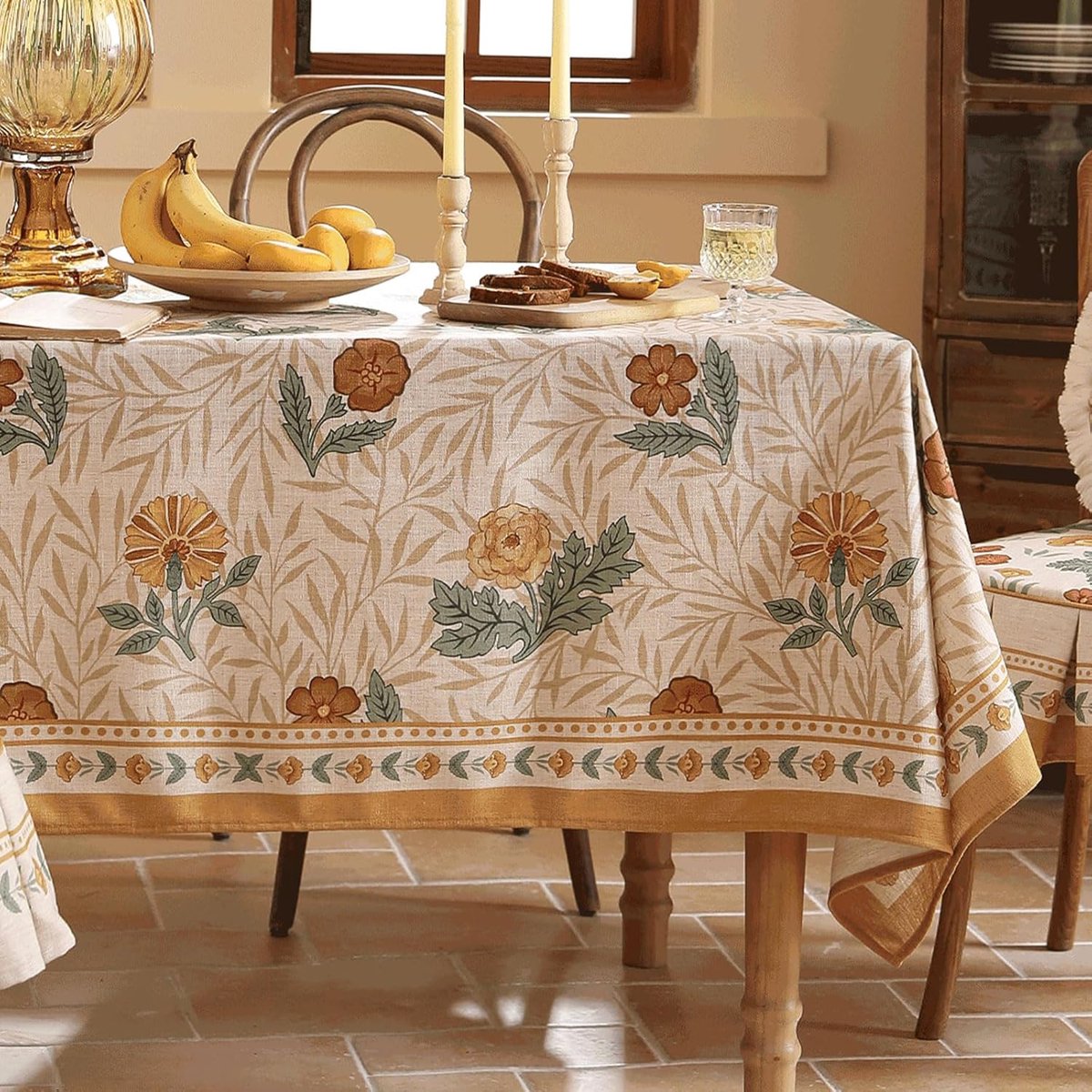 Tafelkleed - Decoratieve hoes - Tafel decoreren - Originele patronen - 140 x 139 cm - Korenbloemen