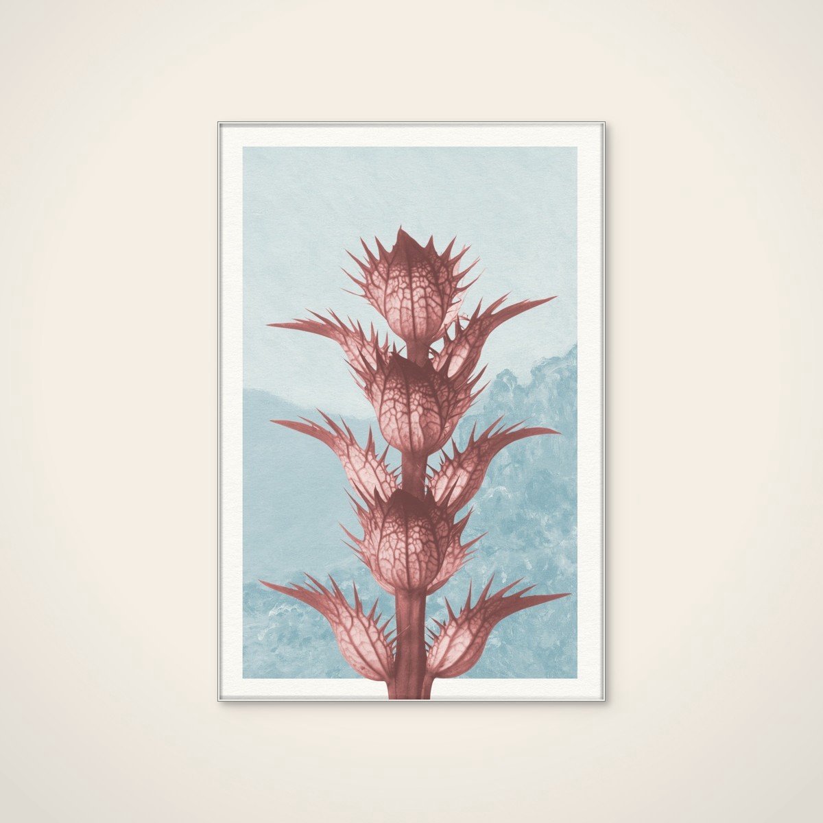 Akoestisch schilderij - 80 x 120 cm - Ethereal Thistle Bloom van Wild Violets - Botanische wanddecoratie - wit textielframe