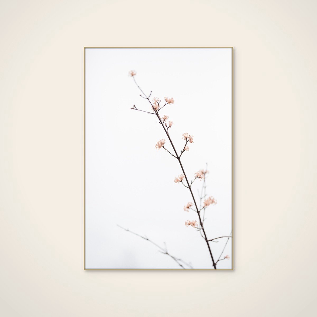 Akoestisch schilderij - 60 x 90 cm - Delicate Spring Blossoms van Pictufy Studio III - Abstracte wanddecoratie - goud textielframe