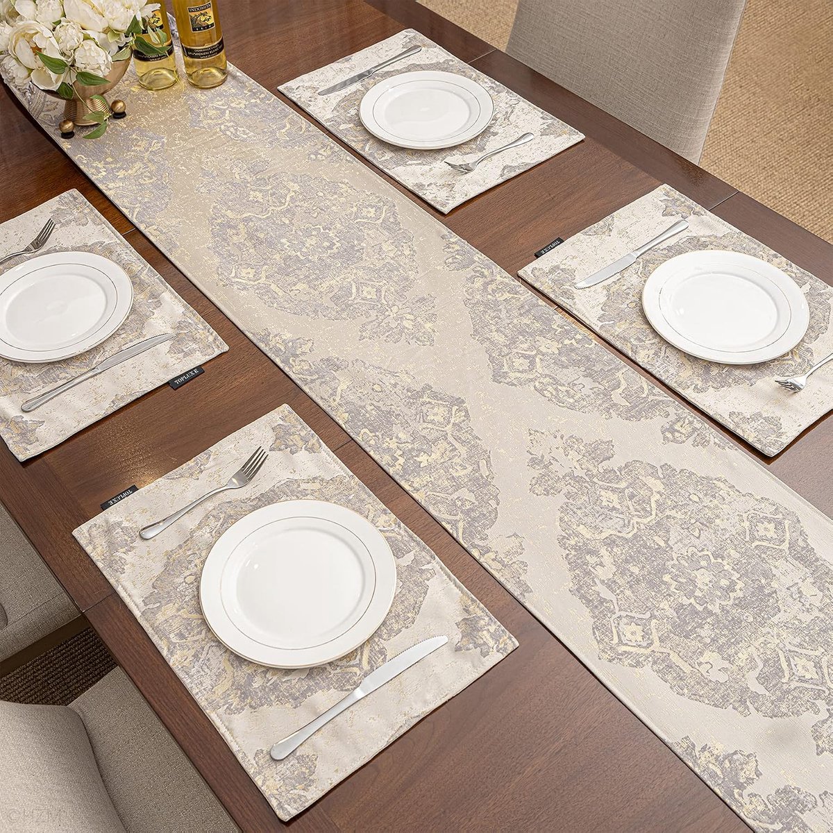 Tafelloper met Kwastjes, Dubbellaags Damast Tafelkleed voor Eettafel/ Eetkamer/ Restaurant/ Festivaldecoratie (33x180 cm, Beige)