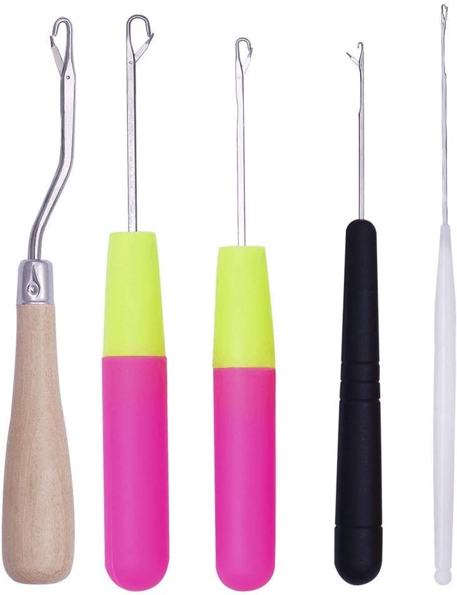 5 stuks 5 verschillende maten gebogen grendel haak haaknaald haak, 1 stuks houten gebogen grendel haak en 4 maten plastic grendel haak, set van 5