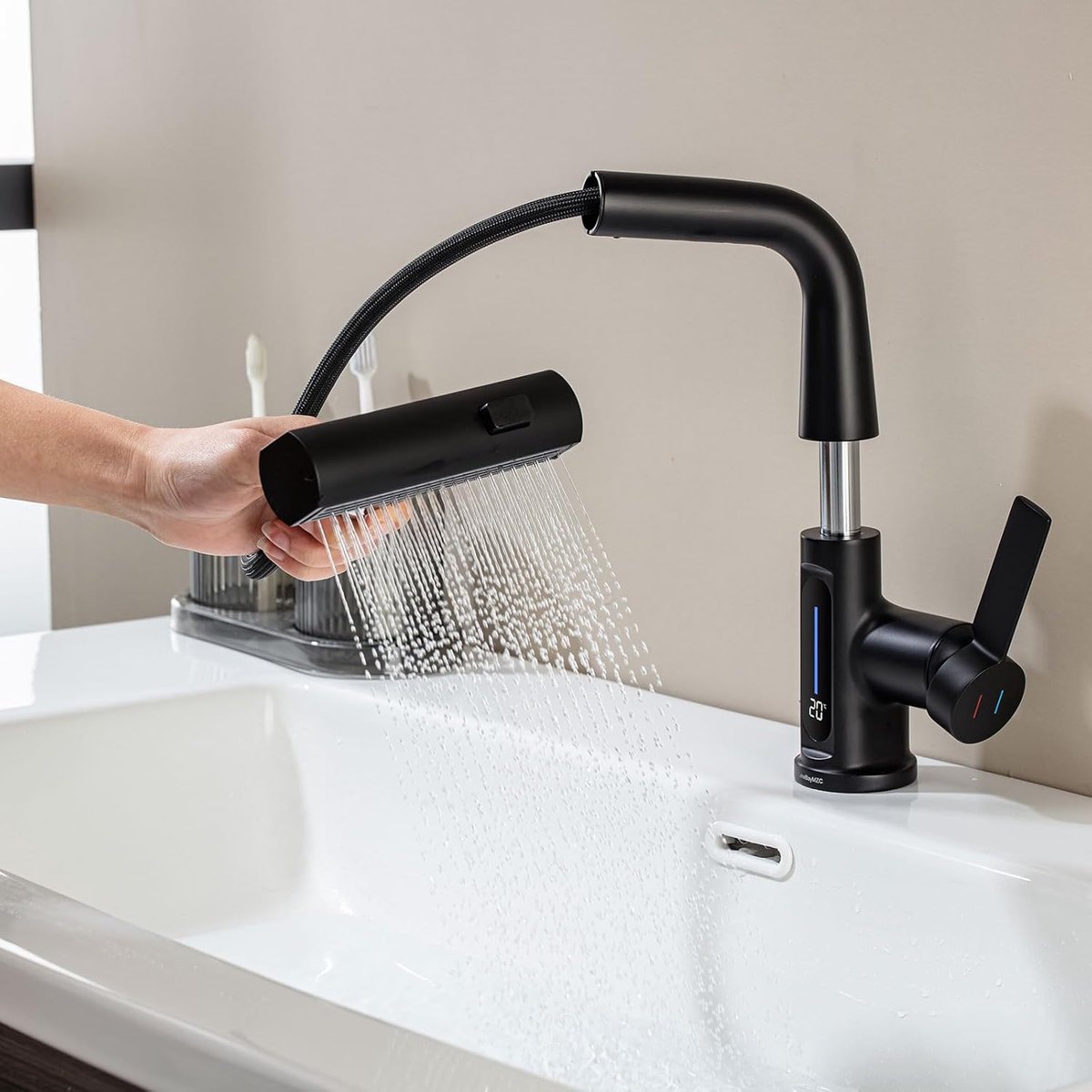 Kraan voor badkamer, 360 graden draaibaar, led-temperatuurweergave, opzetwastafel met 3 waterstraalsoorten, uittrekbare kop, mengkraan, badkamer, in hoogte verstelbaar, mat zwart