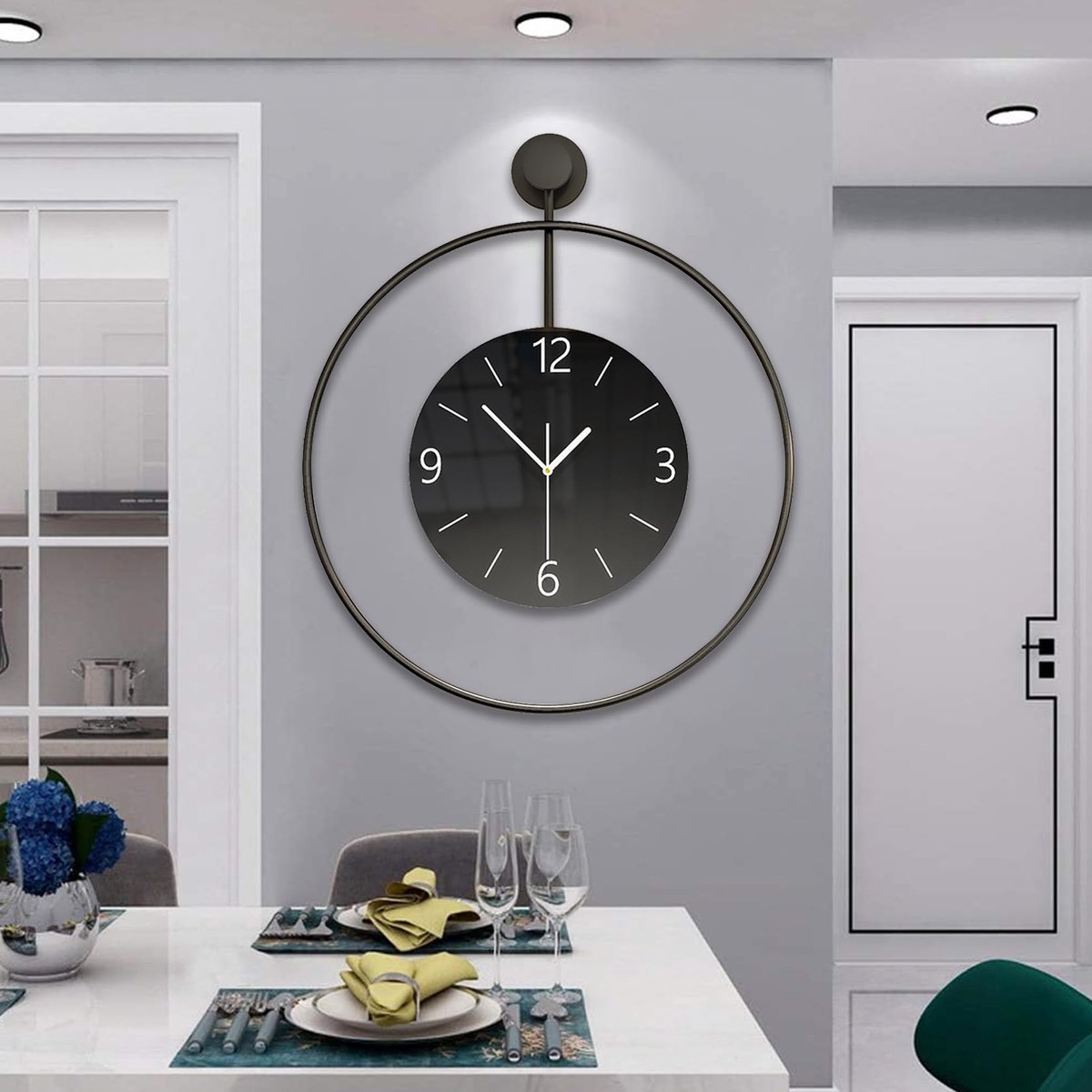 SnelShoppen - Grote metalen wandklok 60 cm, geruisloos, moderne digitale wandklok, zwarte glazen wijzerplaat, perfect voor woonkamer, keuken, slaapkam