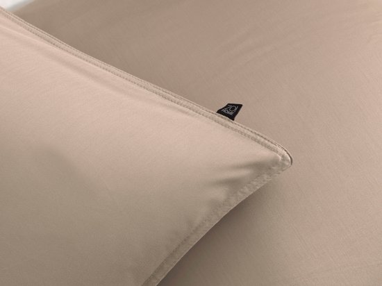 Zohome Dekbedovertrek Satinado - Effen Bedlinnen - 240x220 - Beige - Dekbedhoes van 100% Katoen-Satijn van Zohome — afbeelding 4