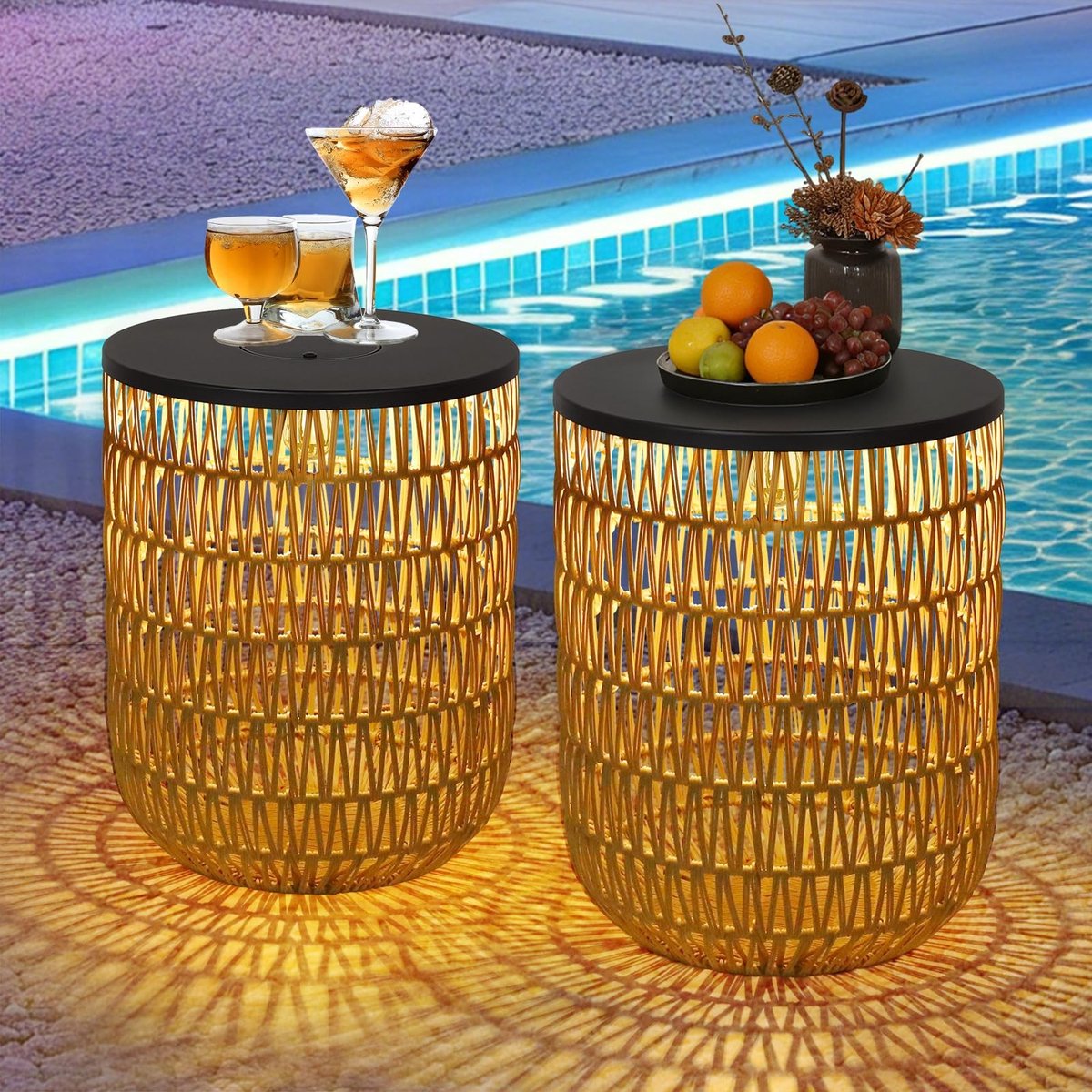 SolidKeus - Set van 2 Weerbestendige Ronde Bijzettafels met Zonne-lamp