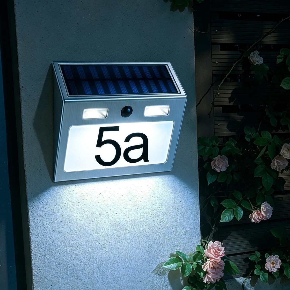 SolidKeus - Solar Huisnummer met LED Verlichting en Bewegingssensor