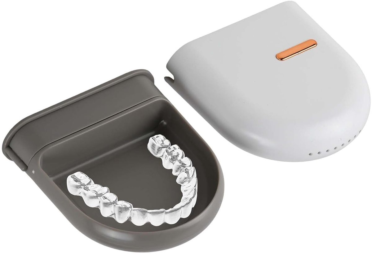 tandbeugeldoos, retainerkoffer voor beugels en bijtrails, draagbare tandrailbox, compatibel, BPA-vrij, prothesendoos, opbergdoos voor onderweg (10,1 x 9,2 cm) (wit)