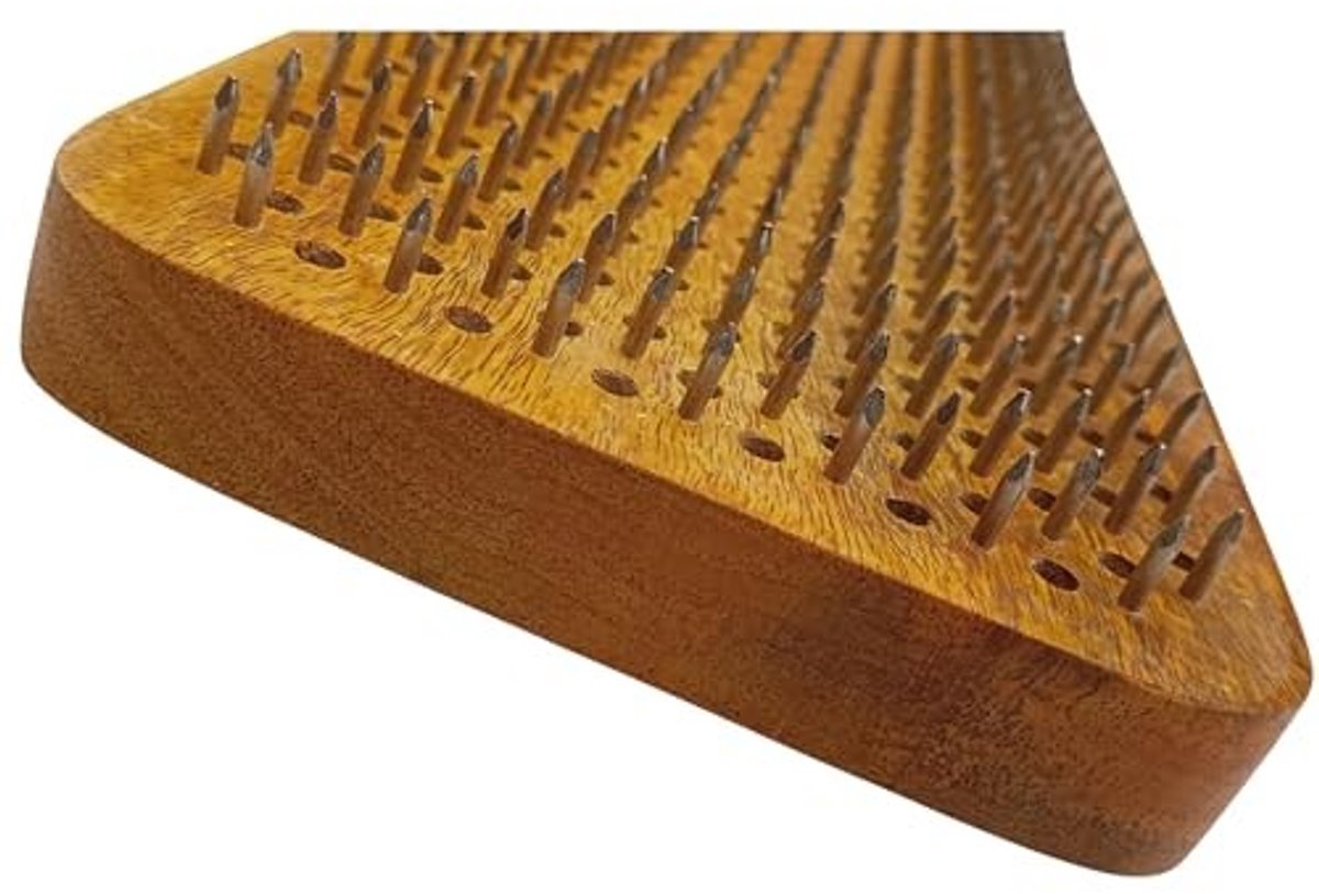 Sadhu Board van Mango Hout - 100% Handgemaakt met Galvanized Stalen Spijkers