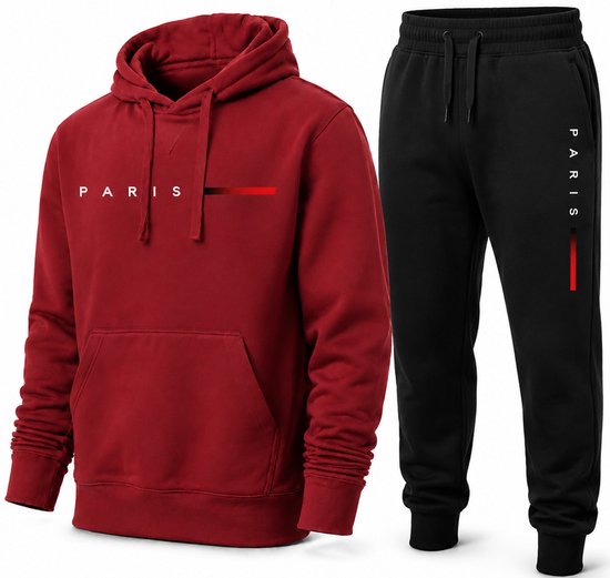 Bordeauxrode hoodie met 'PARIS' en rode streep. Zwarte joggingbroek met verticale 'PARIS' en rode streep.
