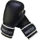 Zwarte bokshandschoenen met witte polssluiting waarop "BRUCE LEE" staat.