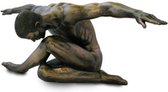 Klassiek beeld bodybuilder - polystone - bronskleurig - 44 centimeter