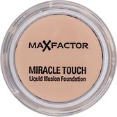 Max Factor Skin Smoothing Foundation - 080 Bronze