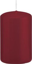 1x Bordeauxrode cilinderkaars/stompkaars 5 x 8 cm 18 branduren - Geurloze kaarsen - Woondecoraties