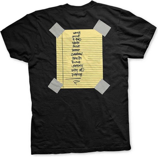 Zwarte t-shirt met op de achterkant een gele notitie, geplakt met tape, met een handgeschreven lijst van liedjes: "WASH", "ONCE", "E-PRO", "STATE", "ALIVE", "DEEP", "GARDEN", "BREATH", "BLACK", "JEREMY", "WHY GO", "PORCH", en een vraagteken.