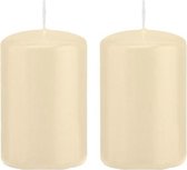 2x Cremewitte cilinderkaarsen/stompkaarsen 5 x 8 cm 18 branduren - Geurloze kaarsen – Woondecoraties