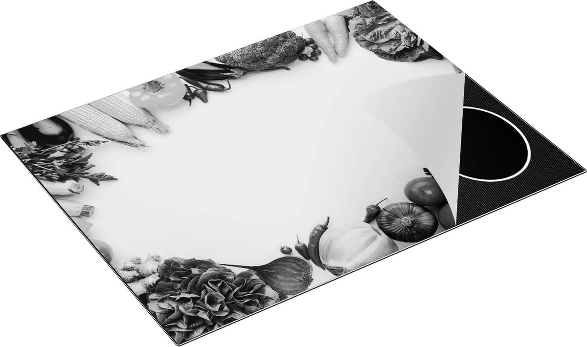 Chefcare Inductie Beschermer Groente op een Witte Achtergrond - Groentes - Zwart Wit - 77x59 cm - Afdekplaat Inductie - Kookplaat Beschermer - Inductie Mat