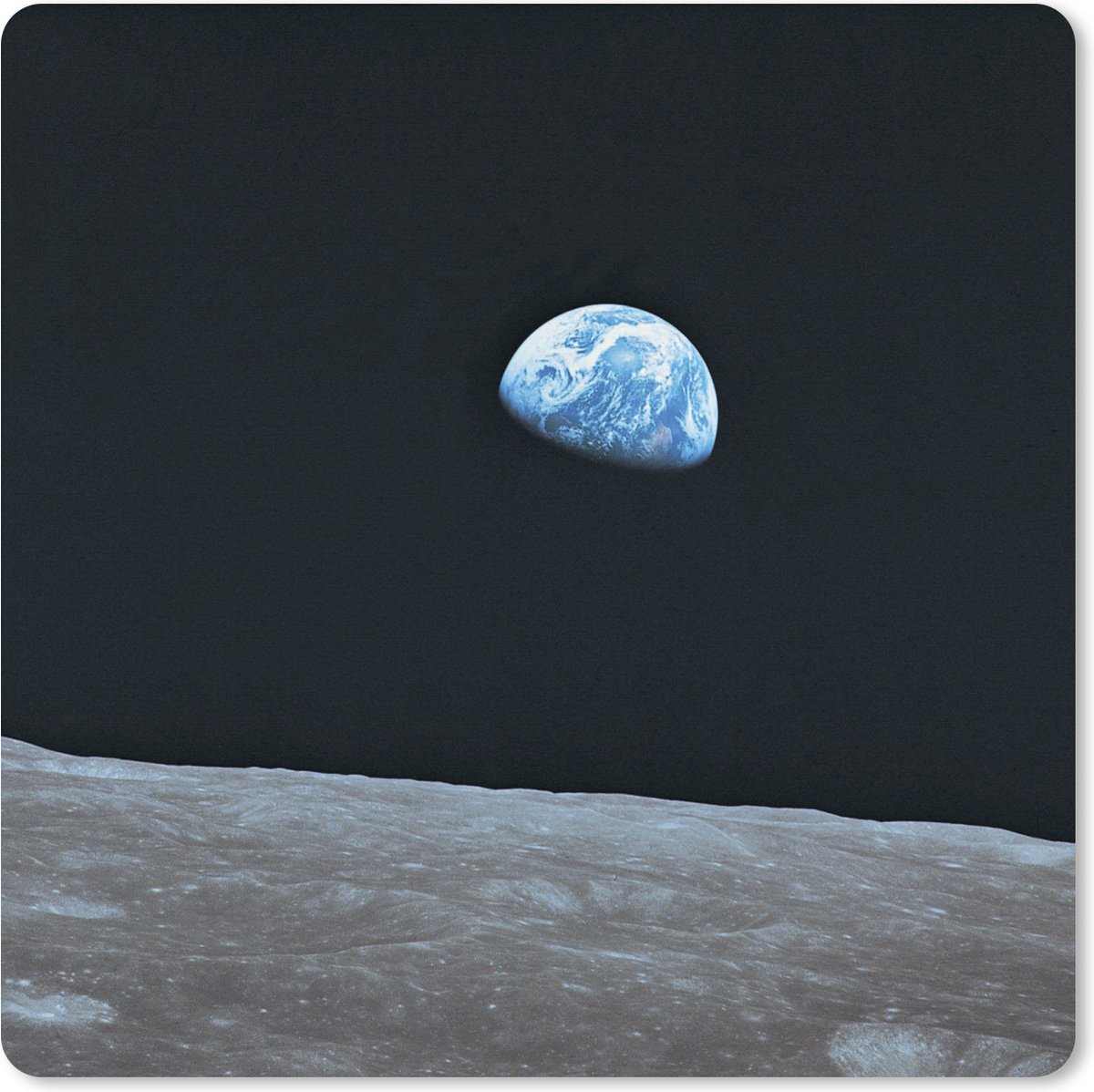 Muismat XXL - Bureau onderlegger - Bureau mat - De aarde vanaf de maan - 60x60 cm - XXL muismat