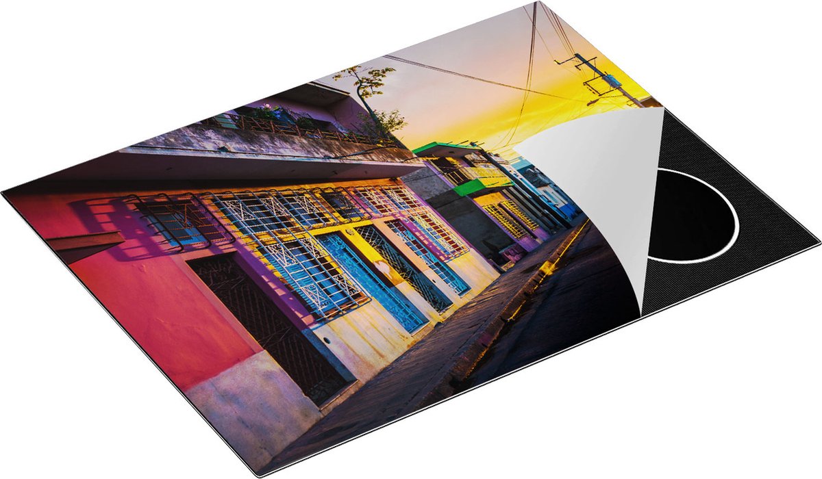 Chefcare Inductie Beschermer Cuba Kleurrijke Huisjes bij Zonsondergang - 70x50 cm - Afdekplaat Inductie - Kookplaat Beschermer - Inductie Mat
