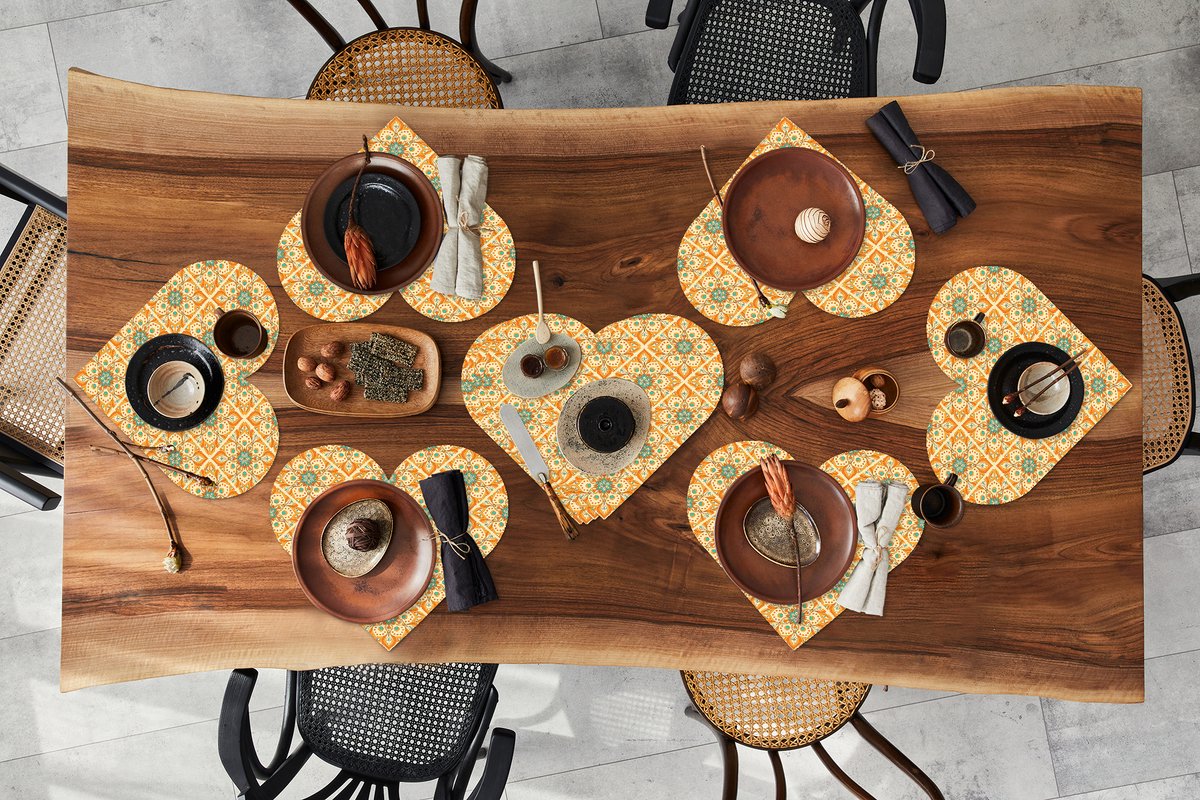 Onderleggers - Placemats - Placemats hartje - Mandala - Boho - Bloemen - Oranje - Patroon - 10 stuks