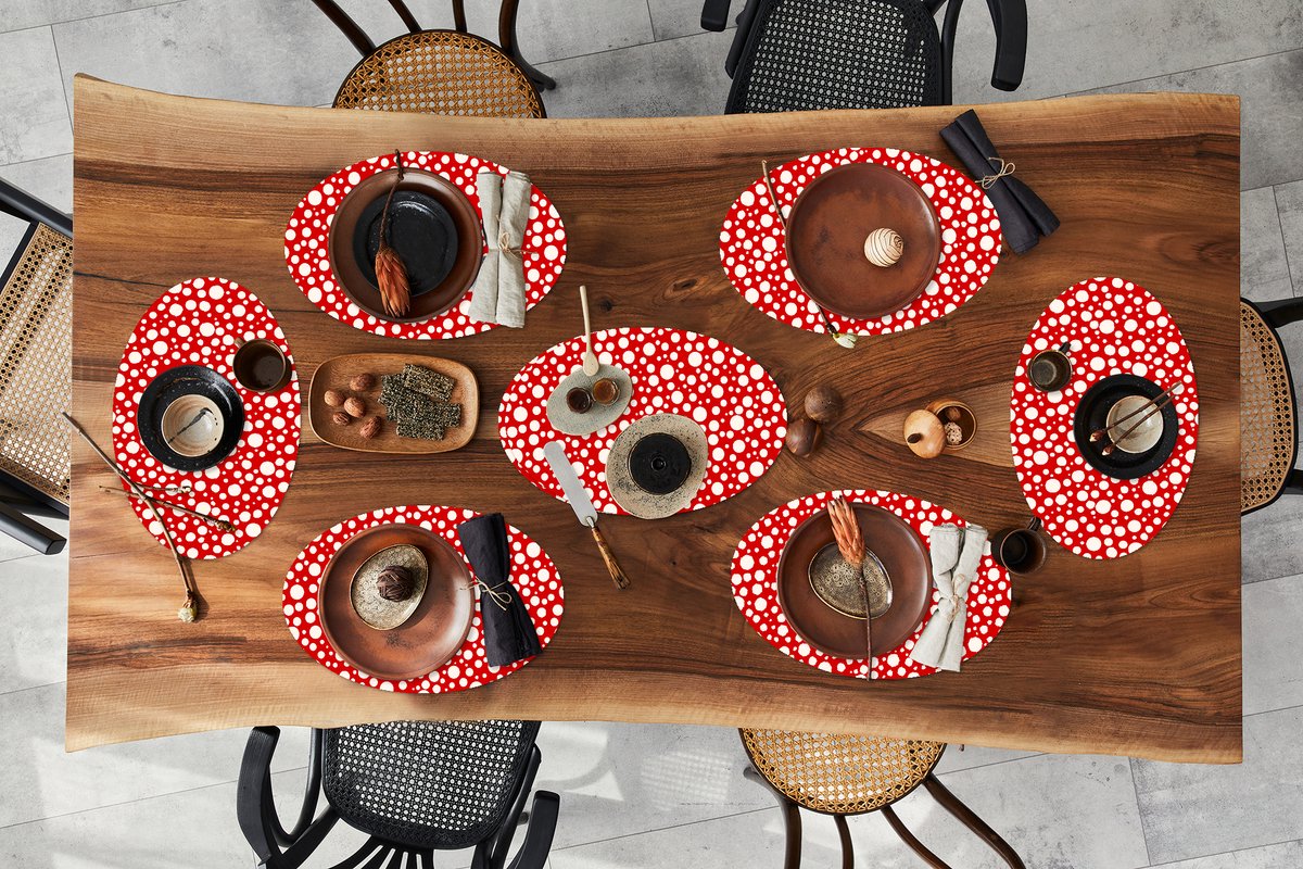 Placemats ovaal - Onderleggers - Ovale placemats - Bubbels - Rood - Stippen - Patroon - 8 stuks