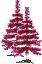 2x stuks kleine fuchsia roze kerstbomen van 60 cm van kunststof met voet - Mini boompjes voor kinderkamer/kantoor