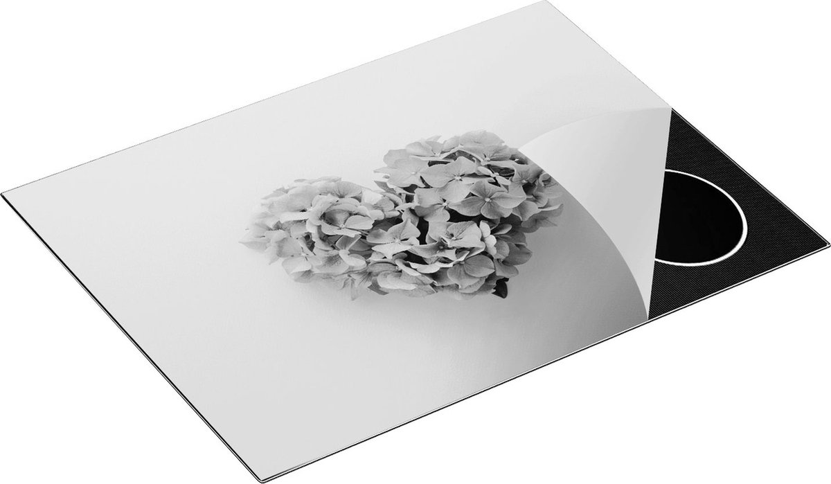 Chefcare Inductie Beschermer Hartje Gemaakt van Bloemen - Zwart Wit - 70x52 cm - Afdekplaat Inductie - Kookplaat Beschermer - Inductie Mat